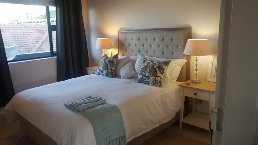 1 Bedroom Property for Sale in Vredehoek Western Cape